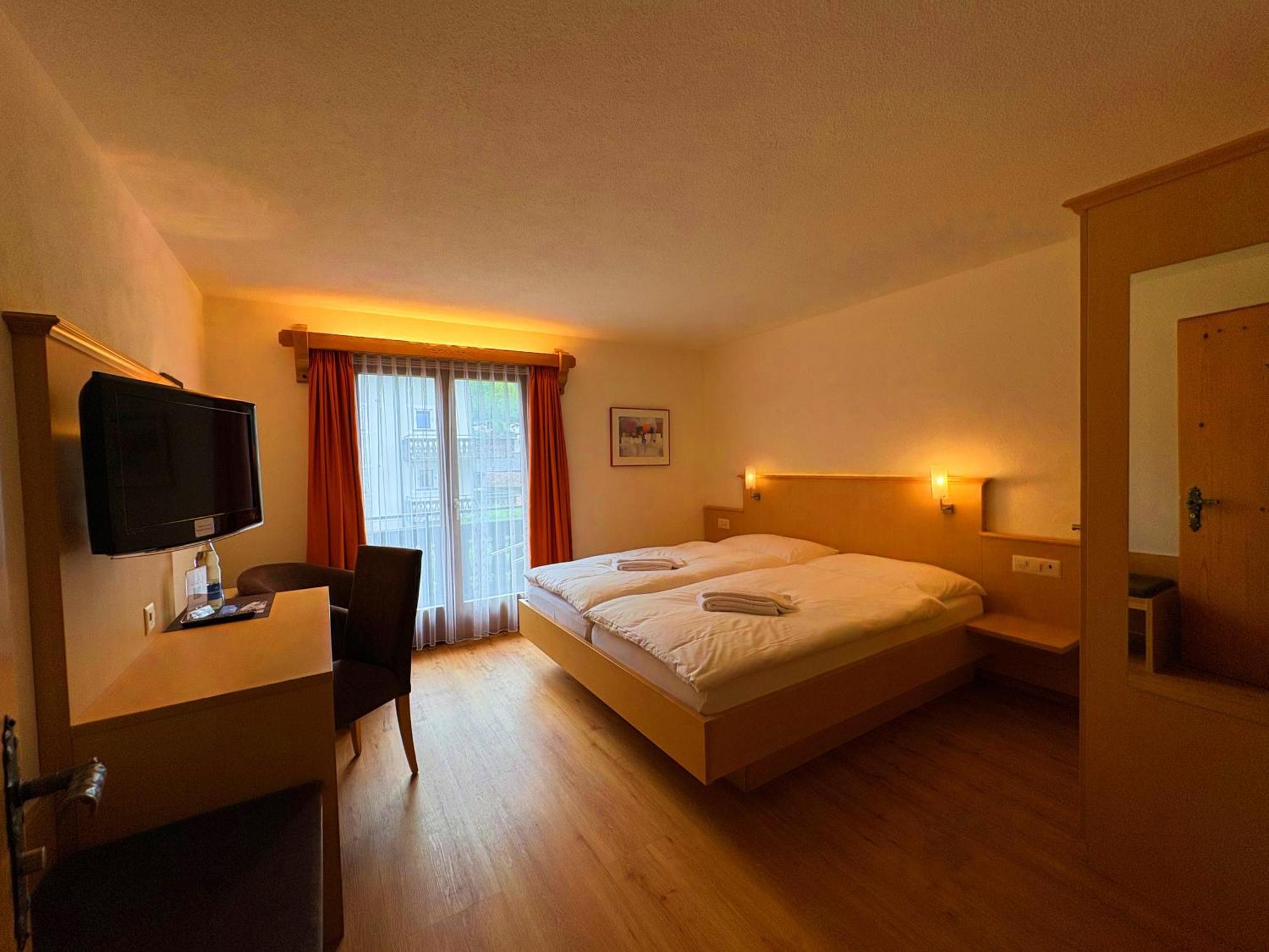 Madrisa Lodge Klosters-Serneus Extérieur photo