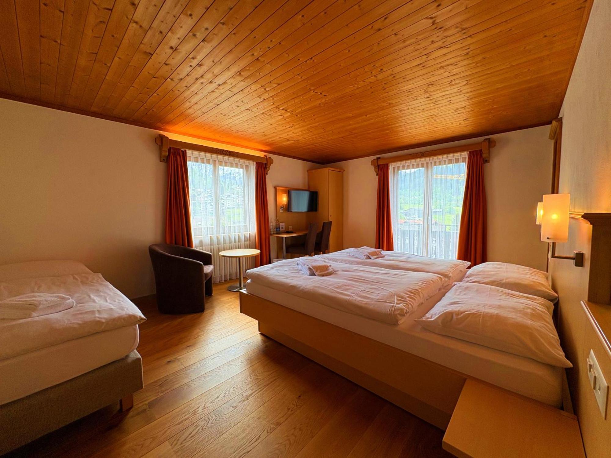 Madrisa Lodge Klosters-Serneus Extérieur photo