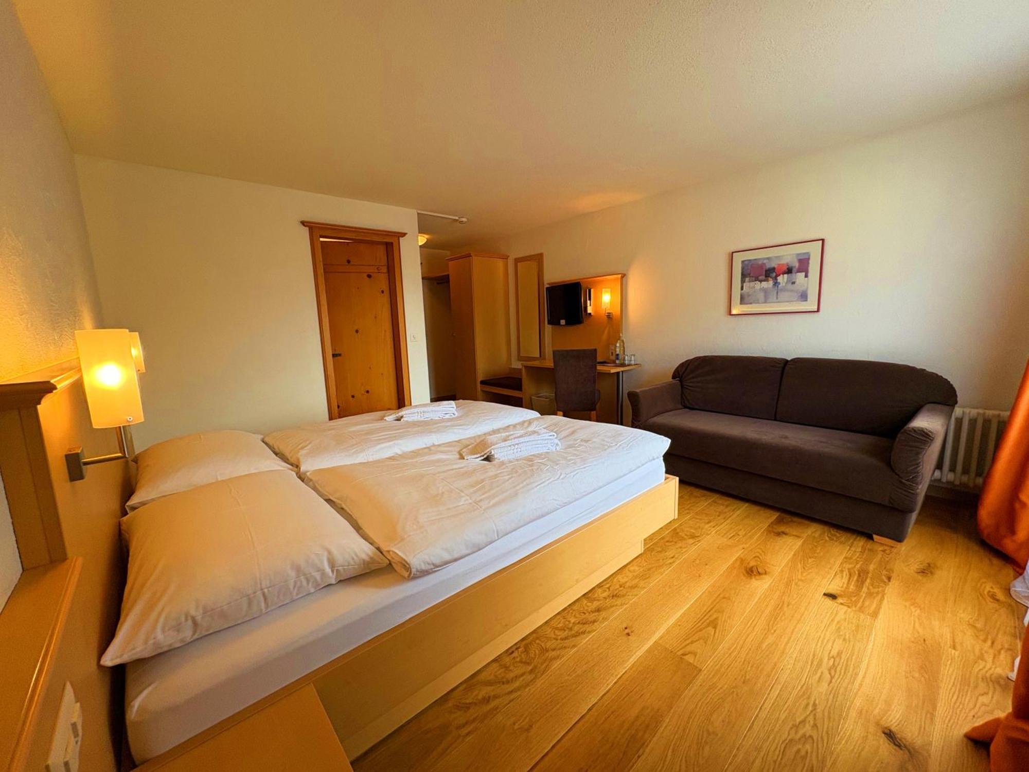 Madrisa Lodge Klosters-Serneus Extérieur photo