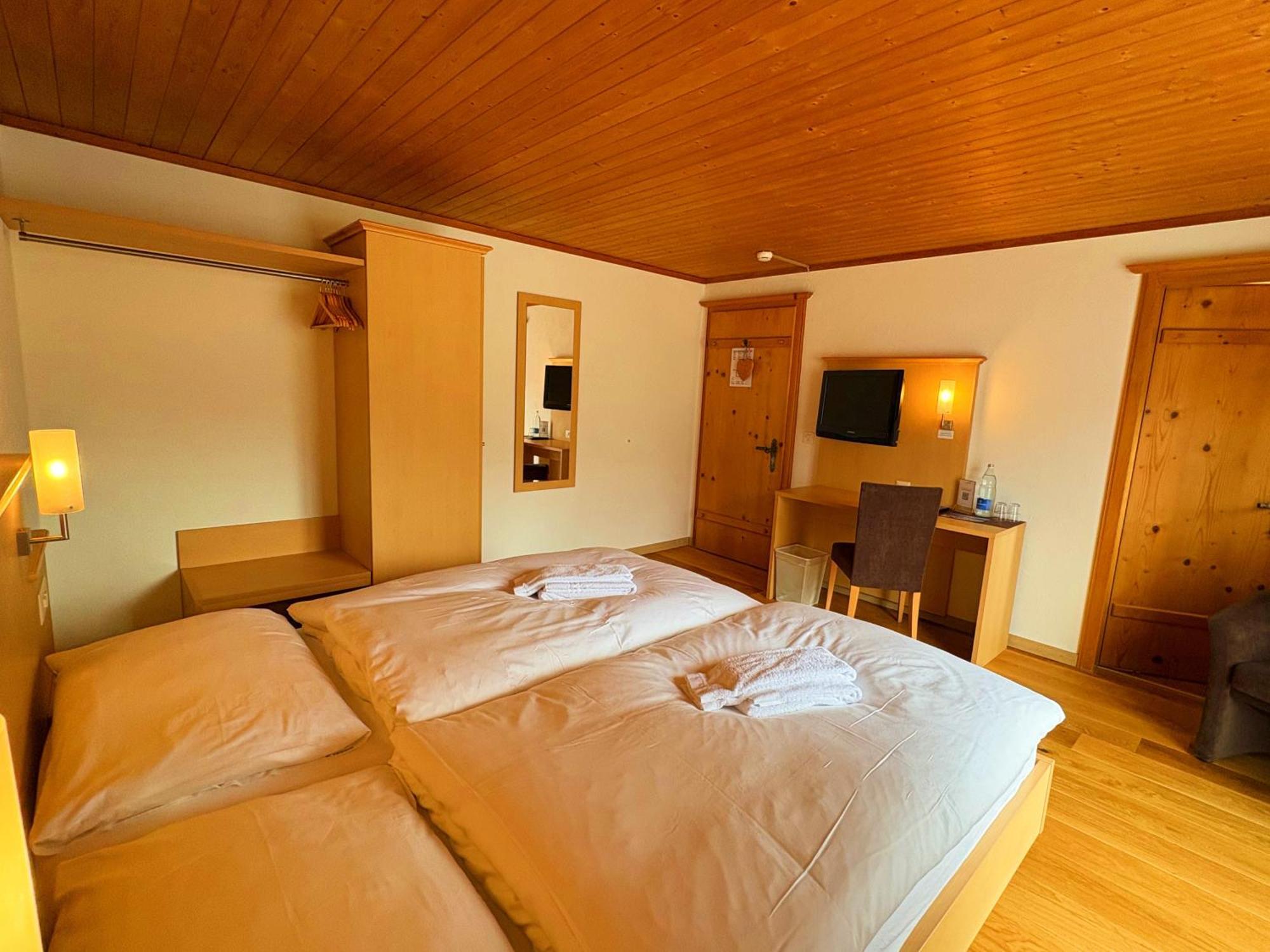Madrisa Lodge Klosters-Serneus Extérieur photo